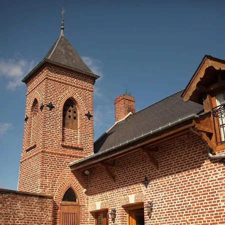 Charming Holiday Home In Sentelie With Fenced Garden *