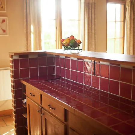 Semesterbostad Charming Holiday Home In Sentelie With Fenced Garden